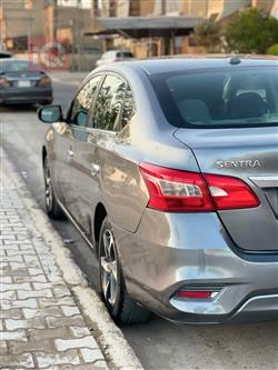 نيسان سنترا